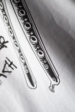 Carica l&#39;immagine nel visualizzatore di Gallery, MALNATT x KOMBATAN LAMBRATE - Tshirt White Limited Edition
